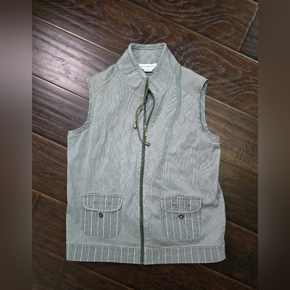 Allison Daley Womens Vest and Pant Set